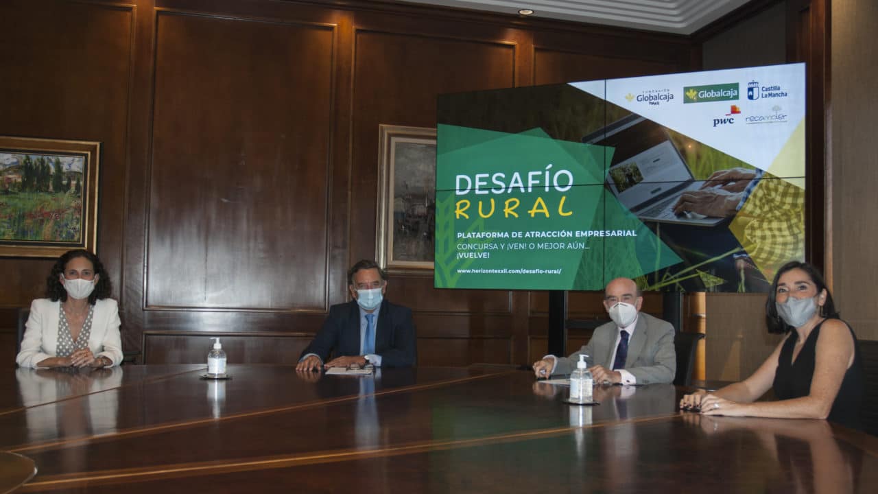 Globalcaja HXXII y Fundación PwC promueven la implantación de empresas en el ámbito rural