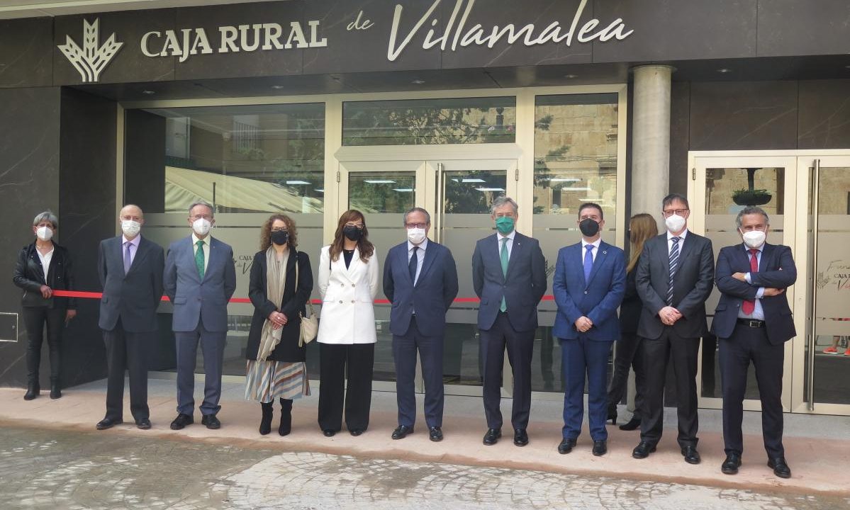 La Asociación Española de Cajas Rurales arropa a Caja Rural de Villamalea en la inauguración de su nueva sede